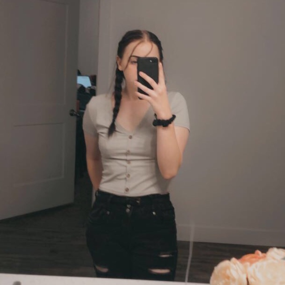 Meet your Posher, Jordyn